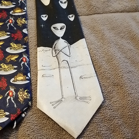 3 Ties - Picture 5 of 6